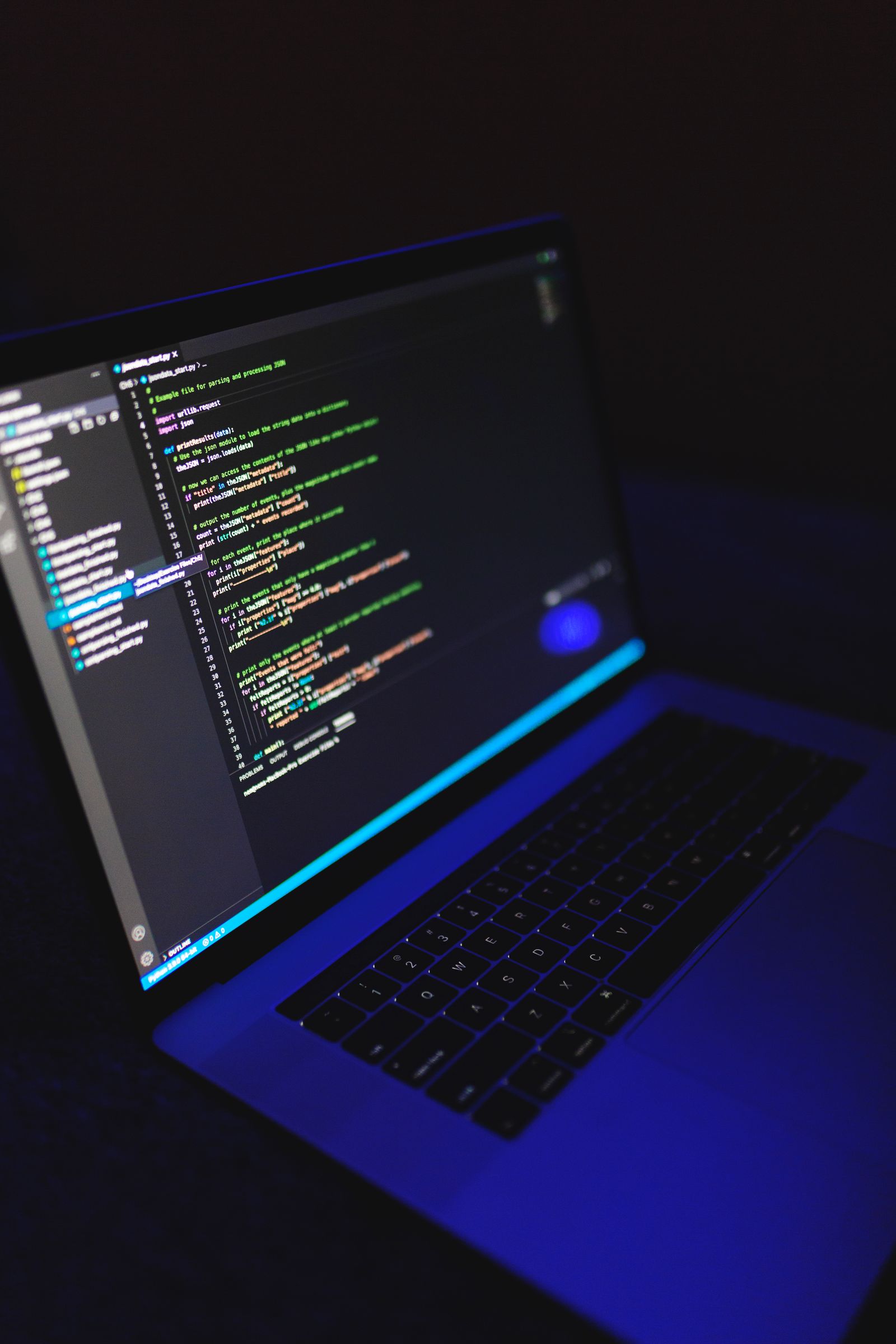 Developers connecting to macOS cloud via Web VNC and SSH